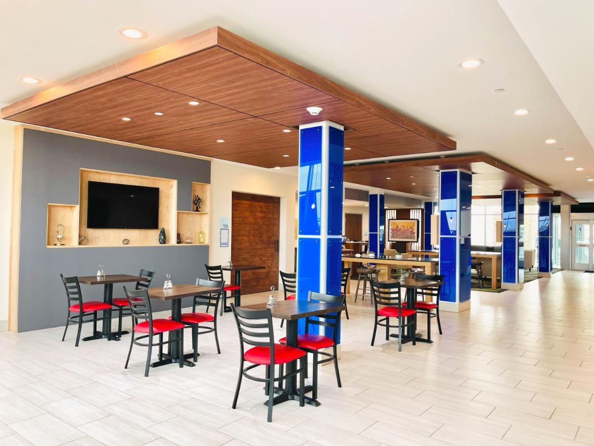 Holiday Inn Express & Suites Blythe By Ihg Exterior photo