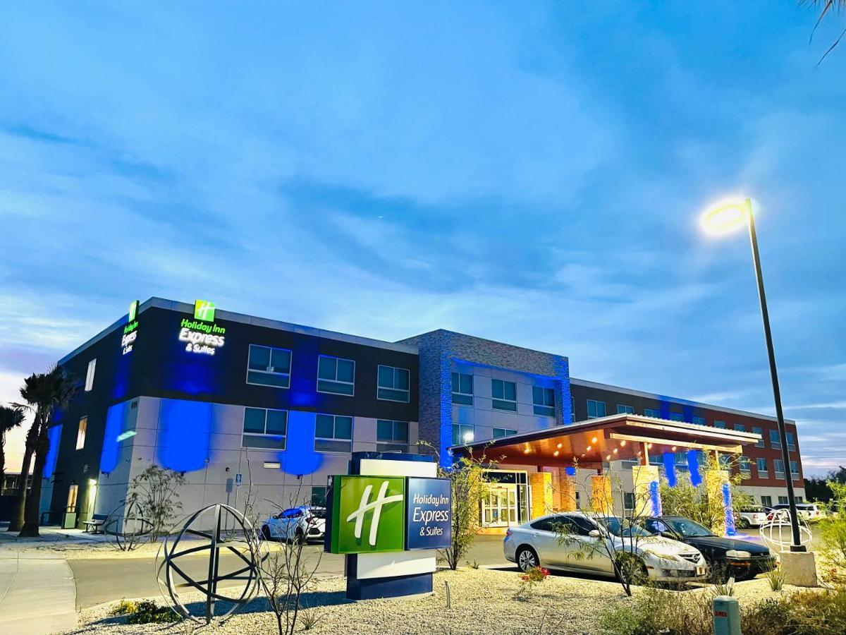 Holiday Inn Express & Suites Blythe By Ihg Exterior photo